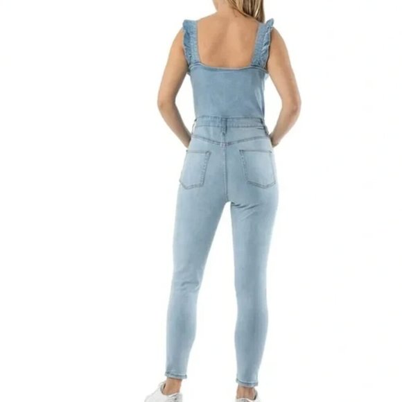 ALMOST FAMOUS Women's Overalls Ruffle Sleeves Size Medium Blue - Picture 4 of 15